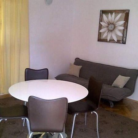 Apartments Vale - 450M To The Beach Vodice Bagian luar foto