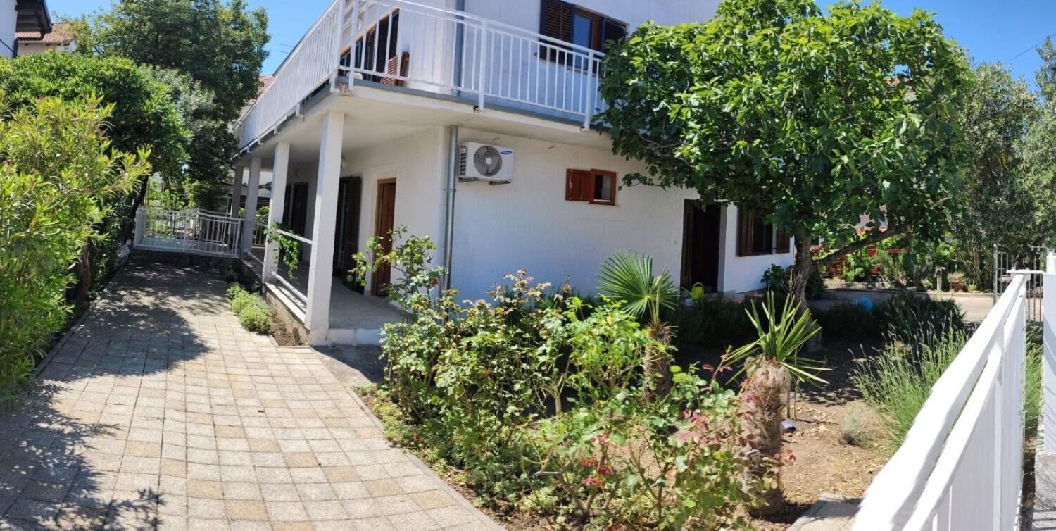 Apartments Vale - 450M To The Beach Vodice Bagian luar foto